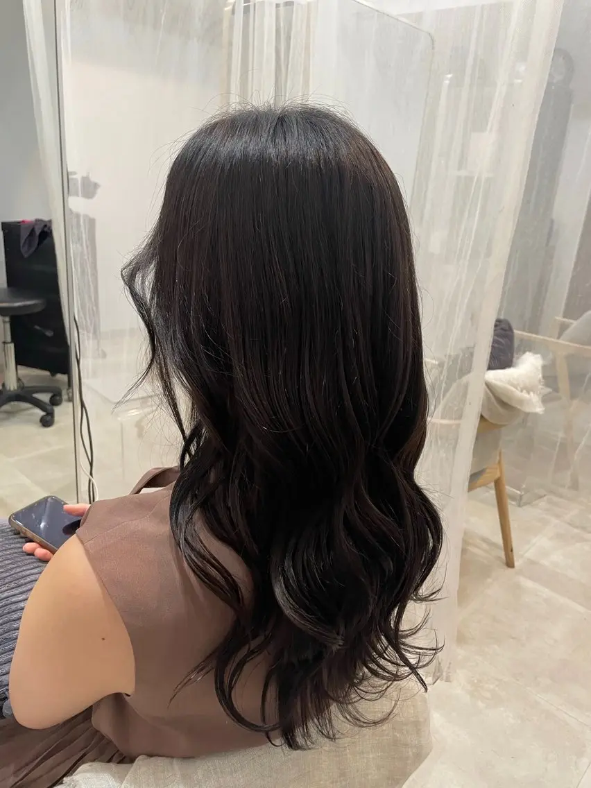 カラー yuna ・:*+.のヘアスタイル