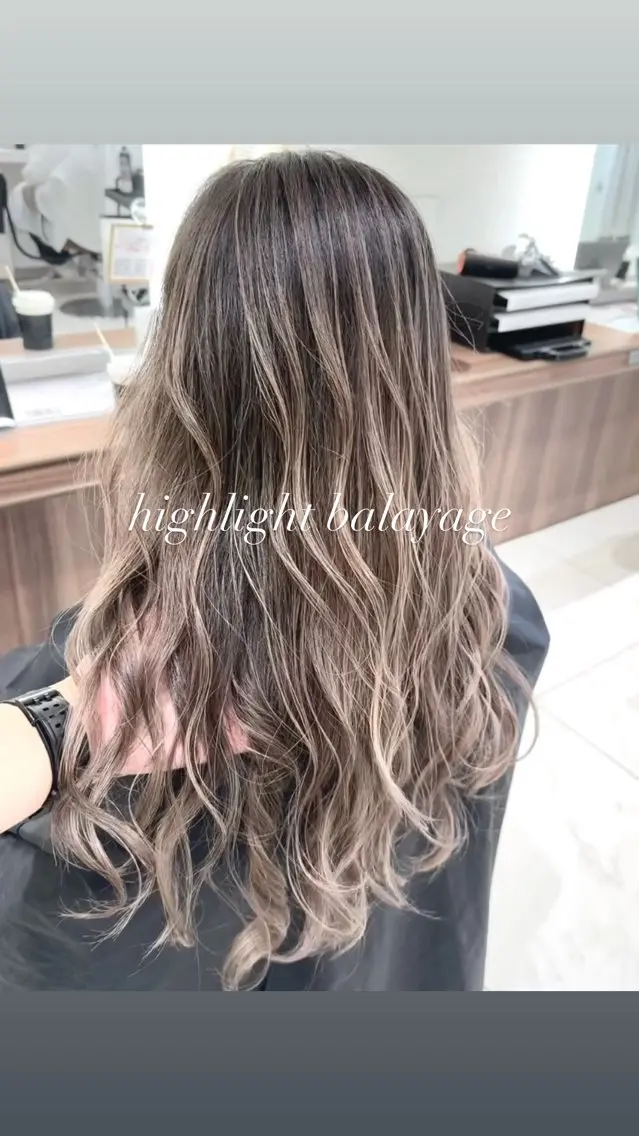 ロング カラー バレイヤージュ ベージュカラー 透明感カラー グレージュ ハイライトカラー ヘアカラー トリートメント 大宮/バレイヤージュ 髪質改善/澤田隆誠のヘアスタイル