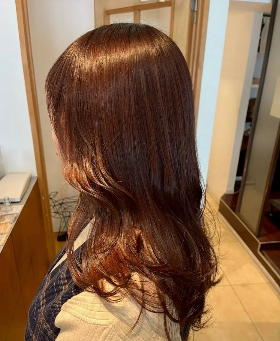 セミロング よしなり ななみのヘアスタイル