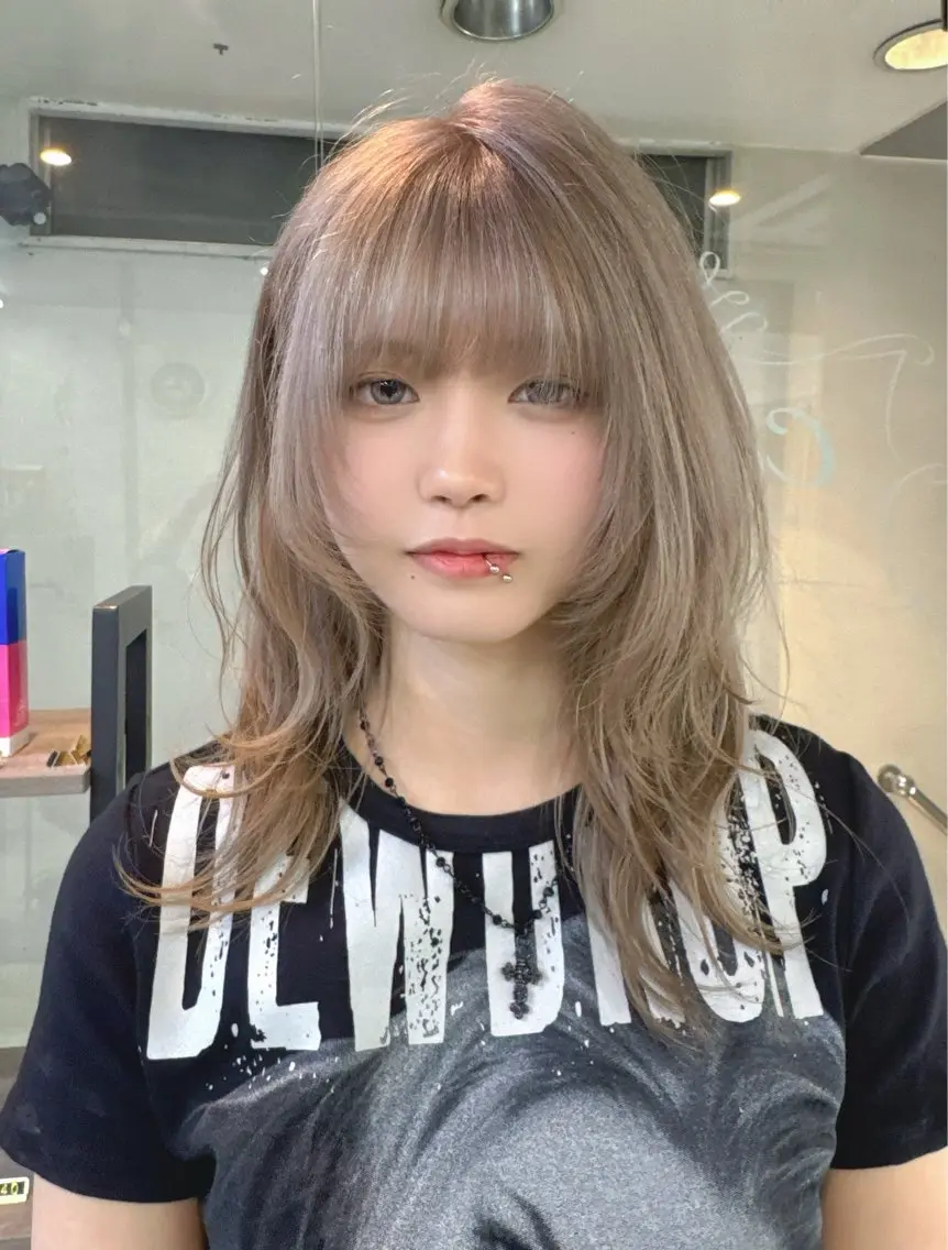 ミディアム カラー ブリーチ ヘアカラー デザインカラー/ ジュンナのヘアスタイル