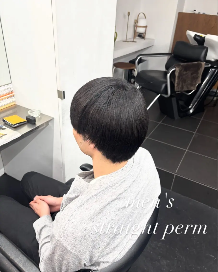 ミディアム パーマ メンズ 縮毛矯正 ストレートパーマ 縮毛矯正 ヘアセット 【ヤマザキアヤメ】 艶カラー/縮毛矯正のヘアスタイル