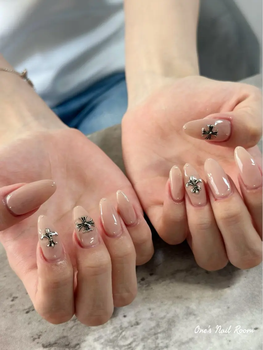ネイル ハンドネイル One's Nail Roomのネイルデザイン
