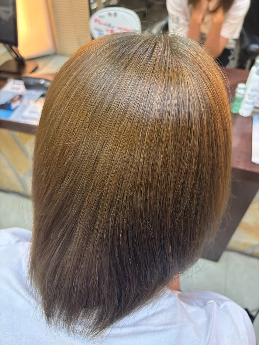 カラー 嶋田 愛羅のヘアスタイル