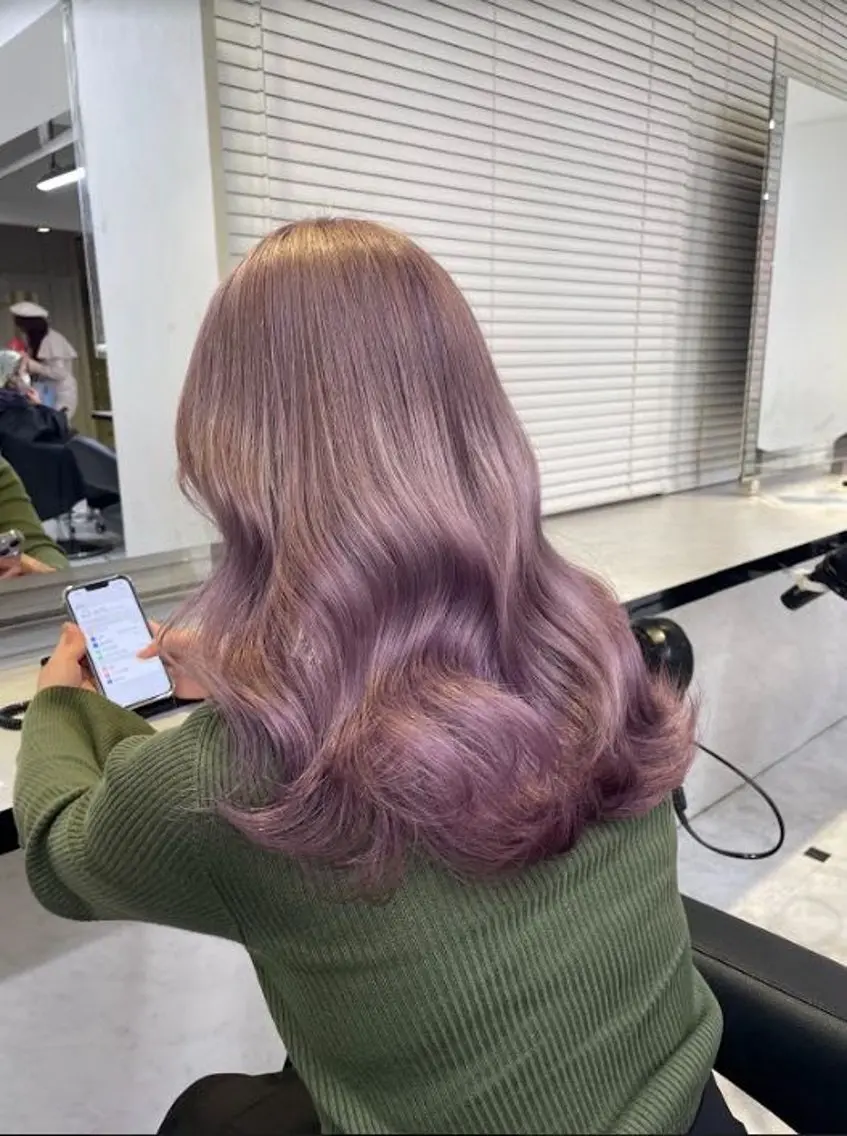 セミロング カラー ヘアアレンジ ヘアカラー トリートメント ヘアセット 🫧モテる💗ダメー ジレスハイトーン🫧のヘアスタイル