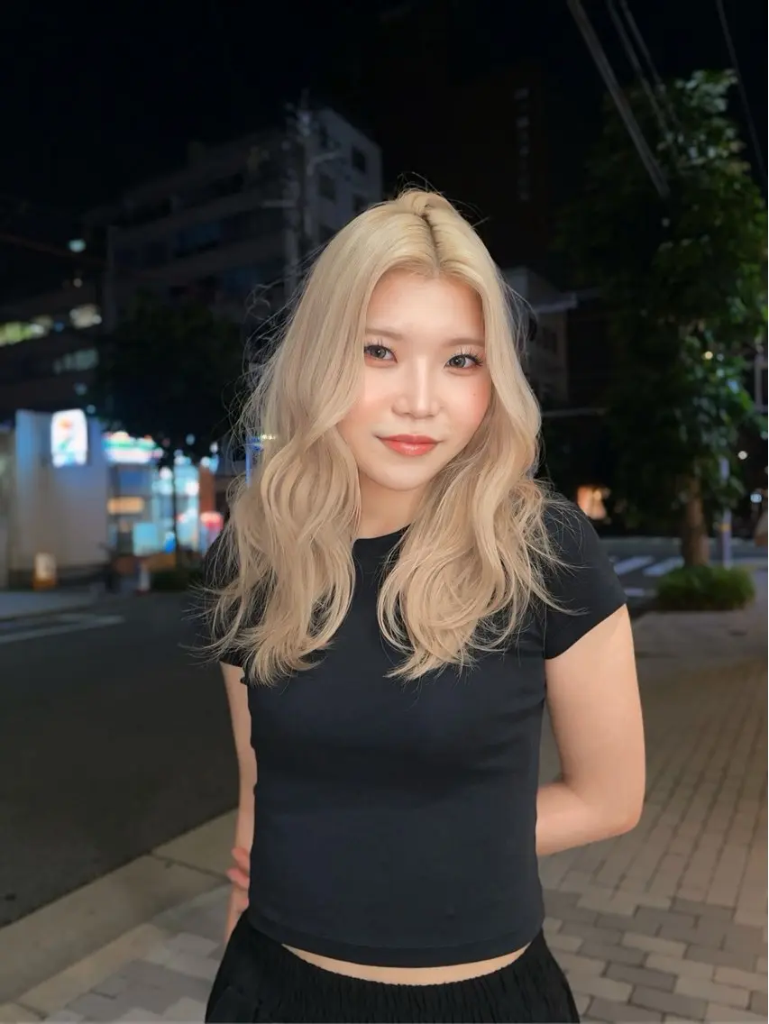 カラー ハイトーンカラー/ ケアブリーチのヘアスタイル