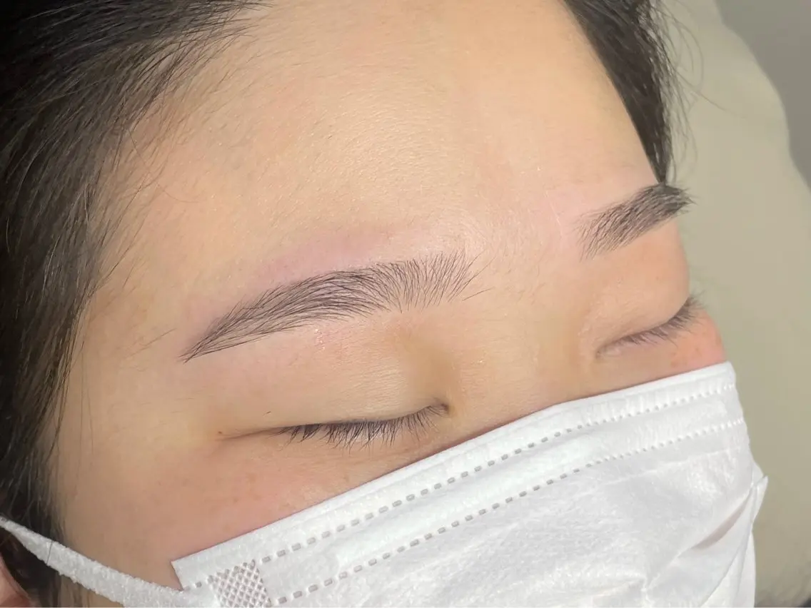 アイブロウ ワックス脱毛 Ólu_ iの眉毛・アイブロウイメージ