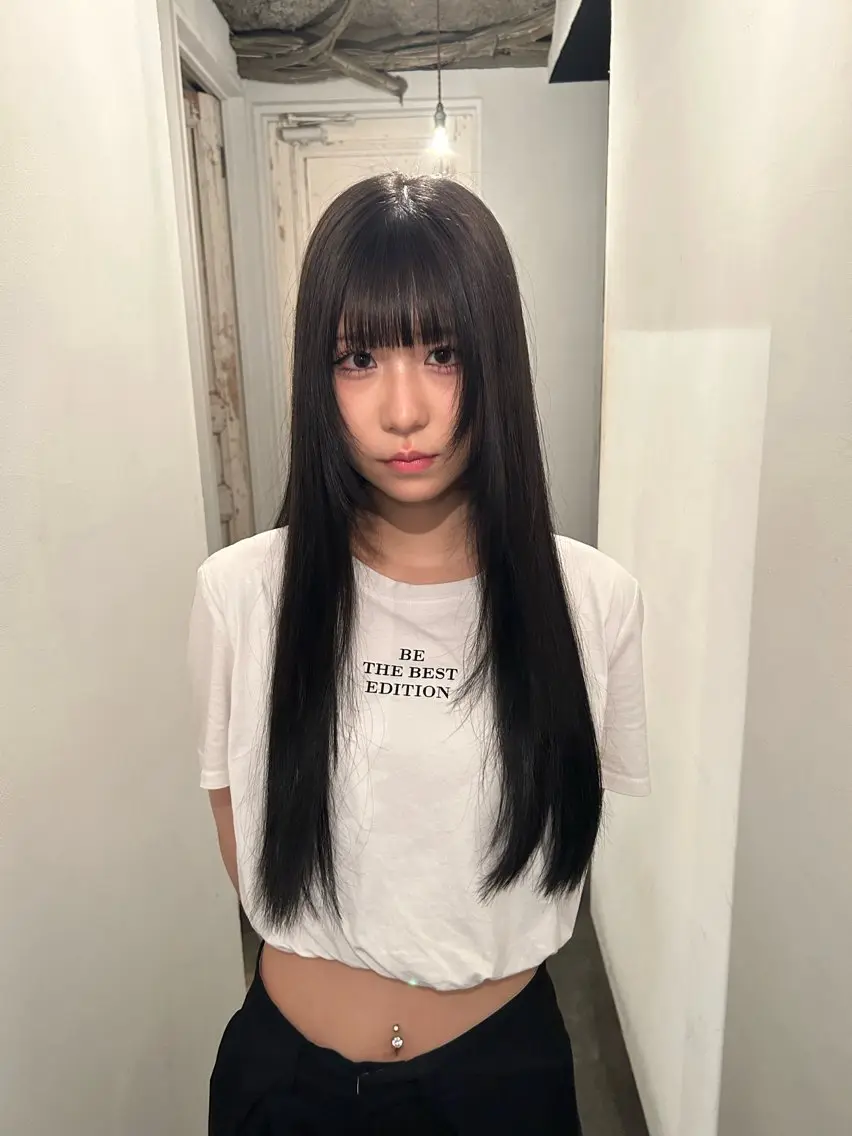 ロング カラー キノシタ ユウナのヘアスタイル