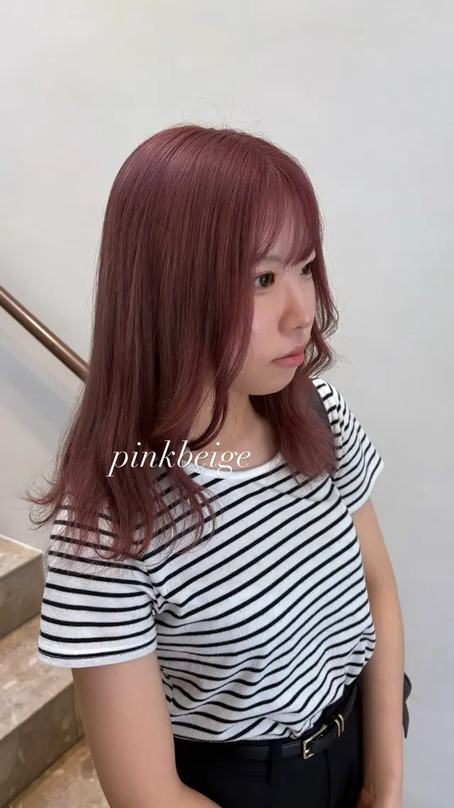 セミロング ヘアカラー chic 有山 美瑠のヘアスタイル
