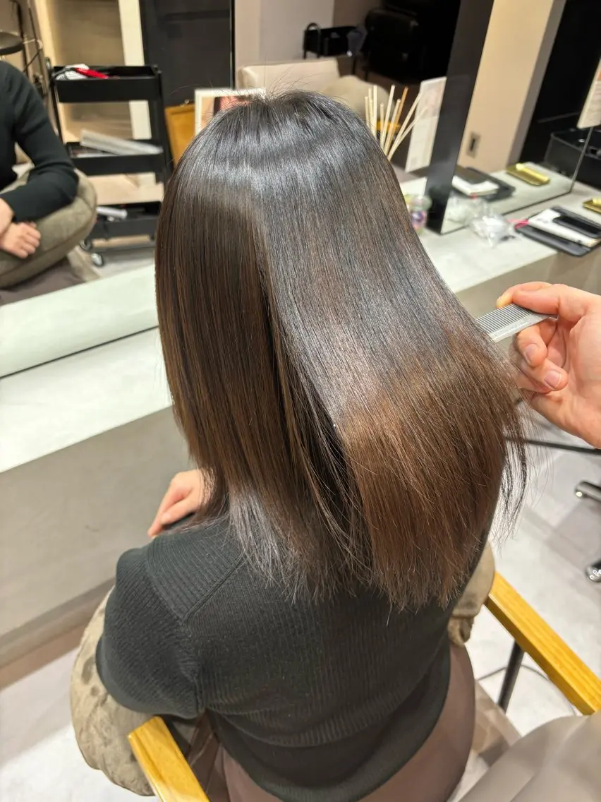 セミロング 縮毛矯正 縮毛矯正 特化アツシのヘアスタイル