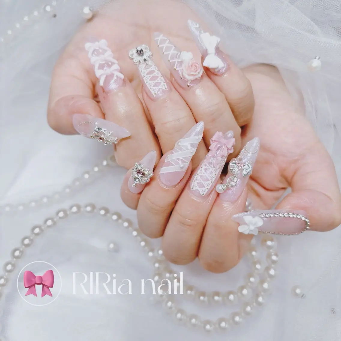 ネイル フラワーネイル レース リボン 🎀RIRia nail🎀のネイルデザイン