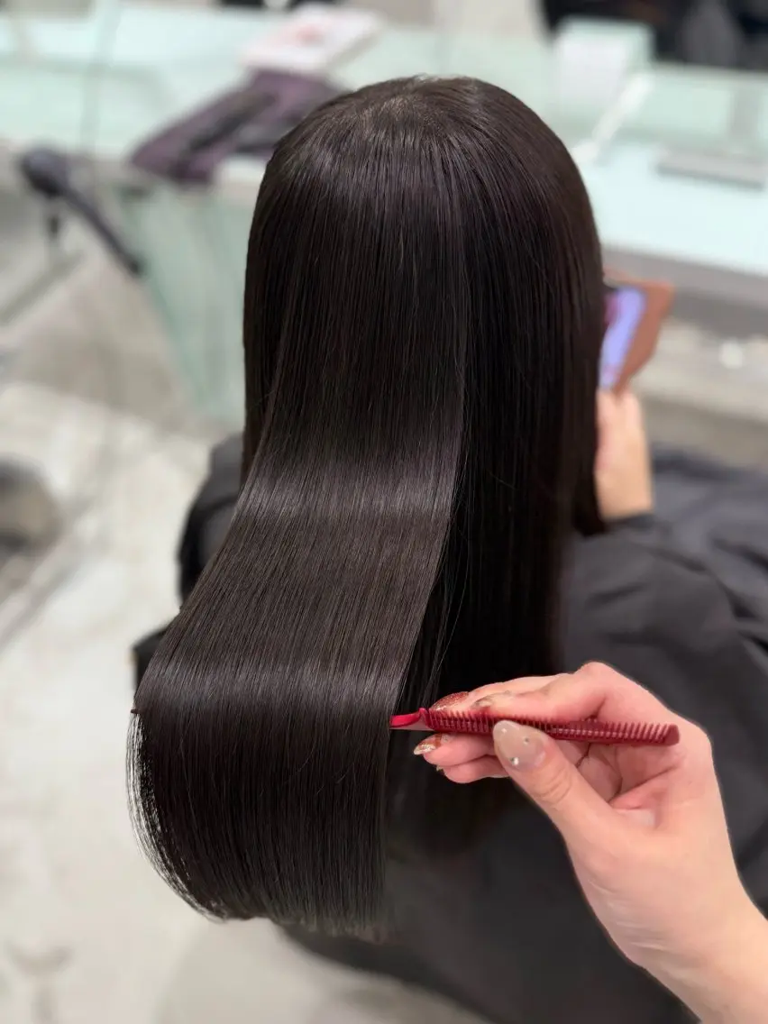 縮毛矯正 秋永 鈴のヘアスタイル