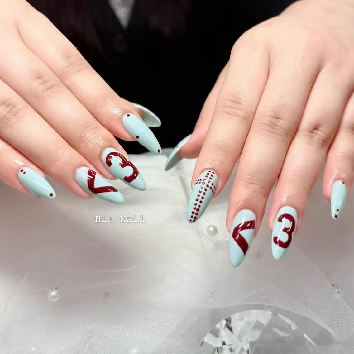 ネイル ハンドネイル HIN NAILのネイルデザイン