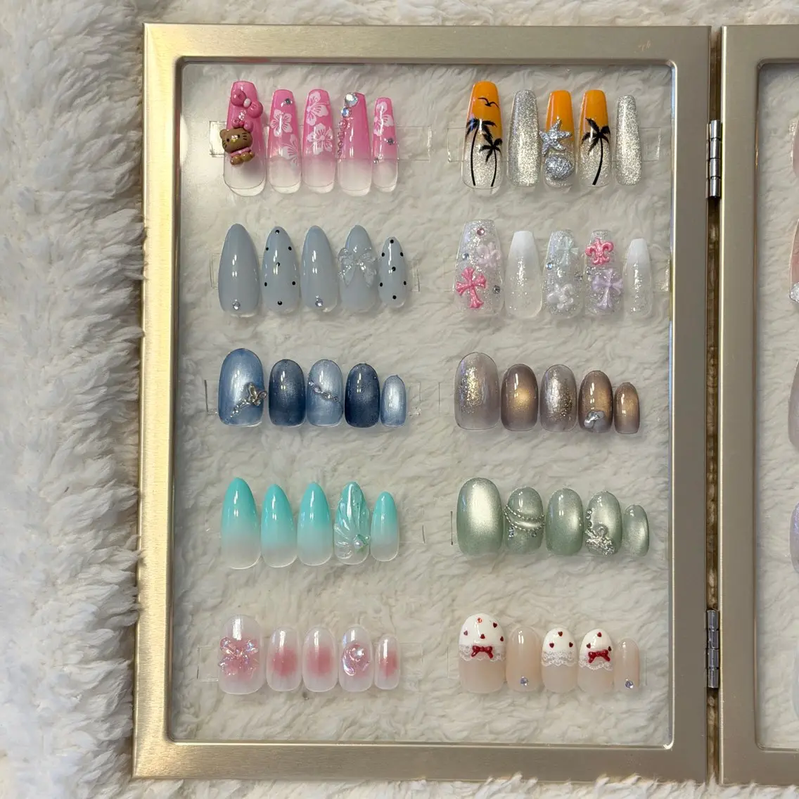 ネイル ハンドネイル フットネイル nailsalon Any'bのネイルデザイン