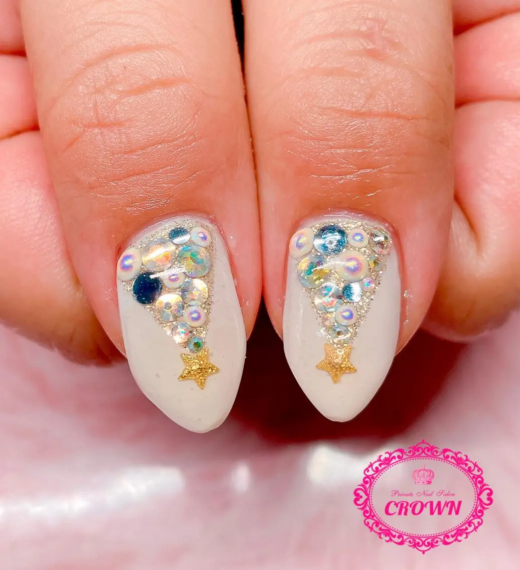 ネイル CROWN プライベートサロンのネイルデザイン
