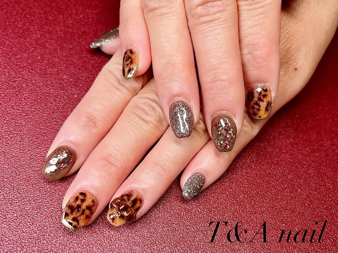 ネイル 長さ出し フラッシュネイル ジェルネイル ラメ(グリッター) スカルプネイル T&A nailのネイルデザイン