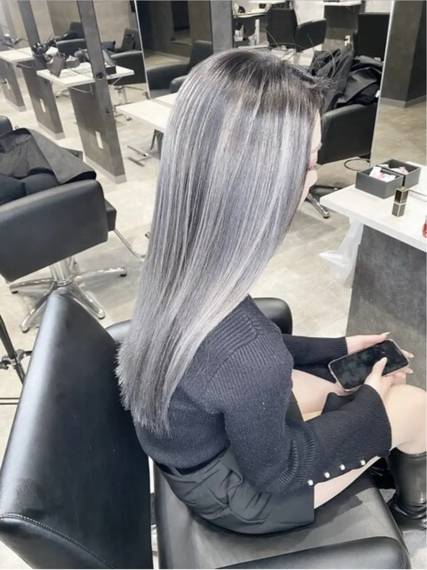 ロング ＿white鳳店/ 牧原彩乃のヘアスタイル