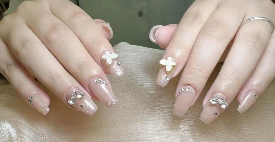 ネイル Evelyn 北千住東口店のネイルデザイン