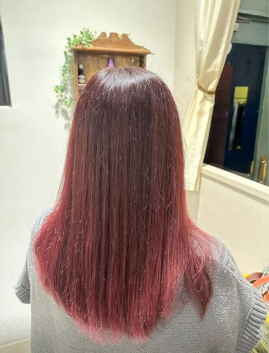 セミロング カラー ピンクカラー レッドカラー 【echelle】 あむのヘアスタイル