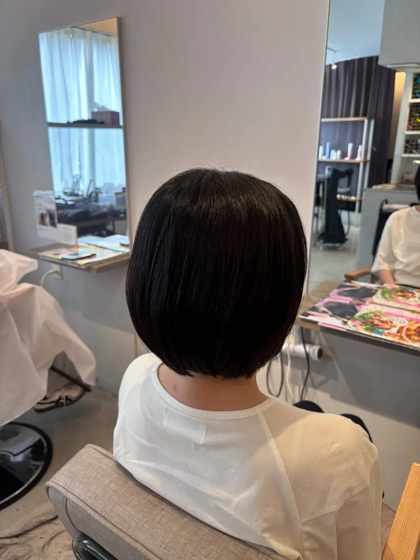 ショート 真鍋 月音のヘアスタイル