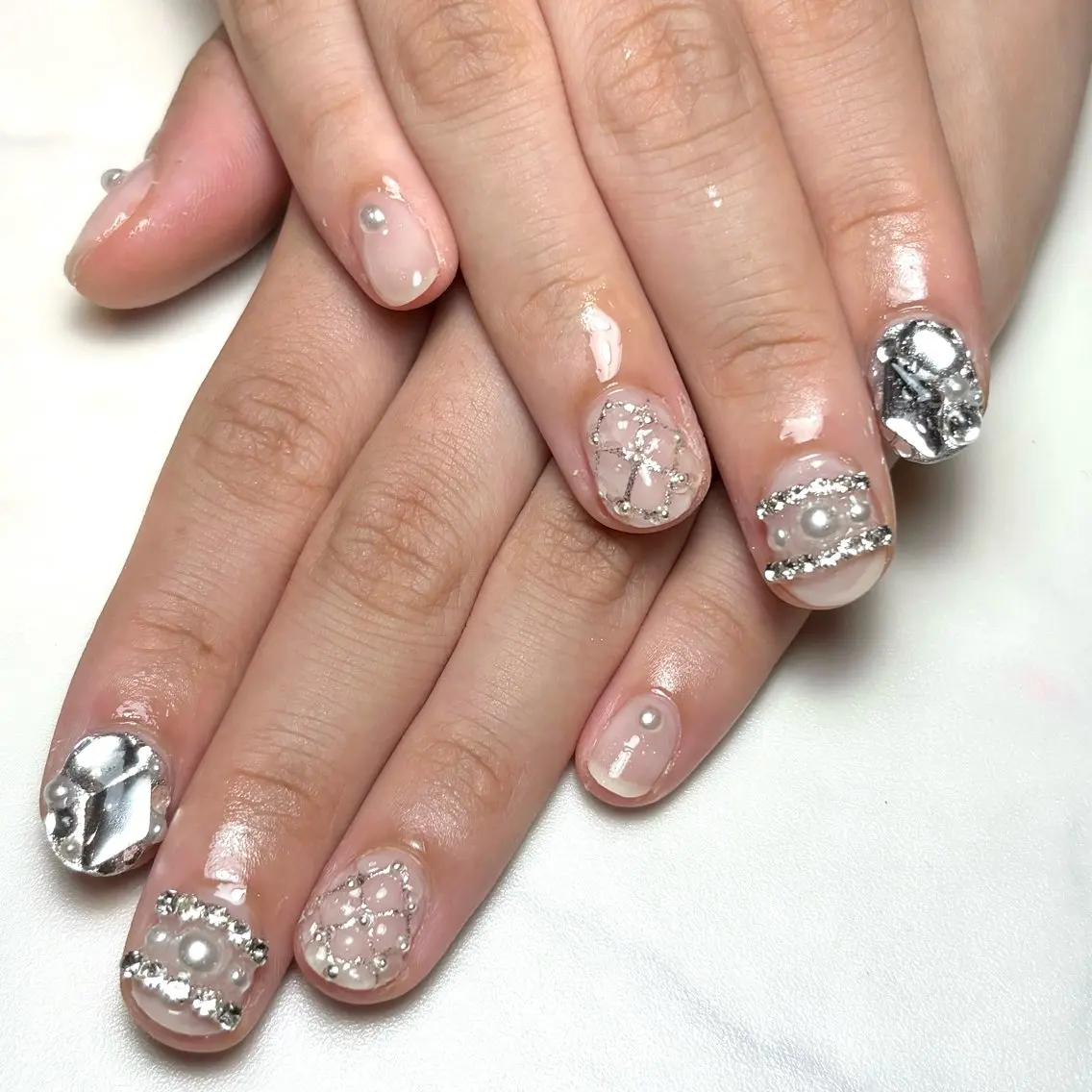 ネイル H2 nail schoolのネイルデザイン