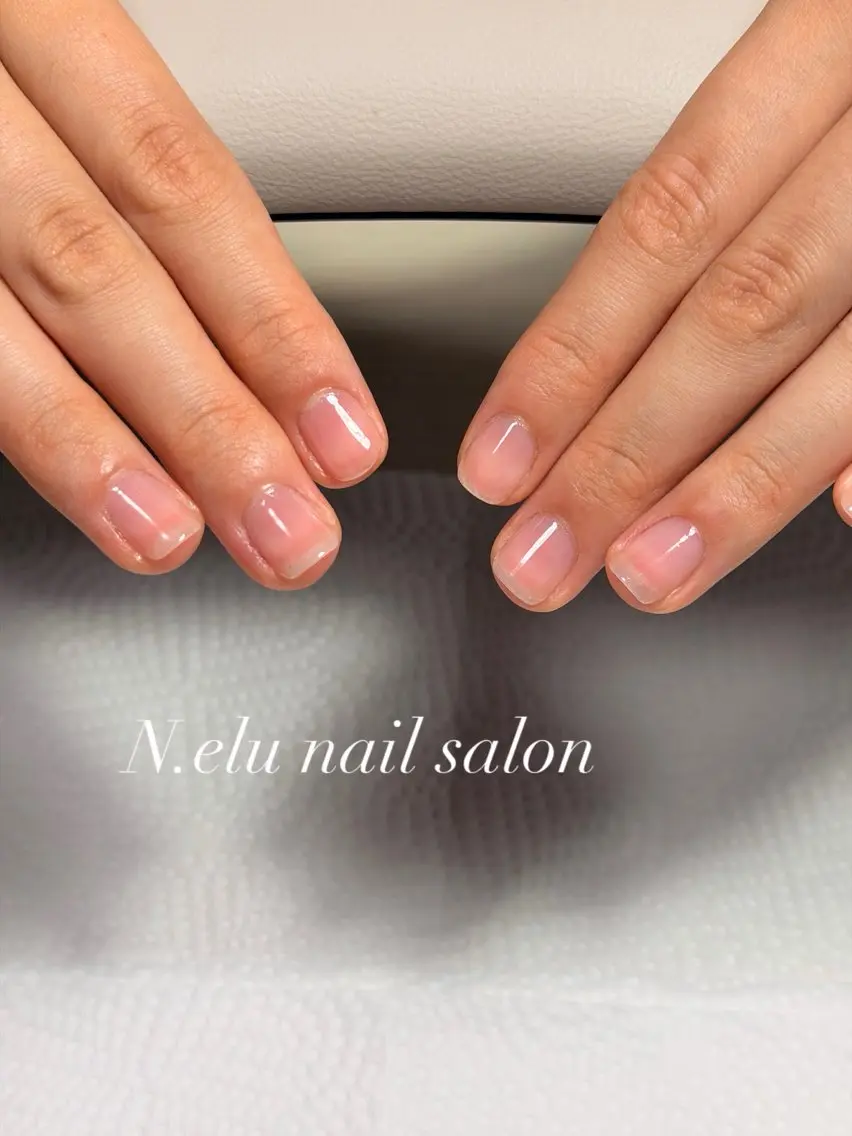 ネイル ジェルネイル ハンドケア N.elu nail salonのネイルデザイン