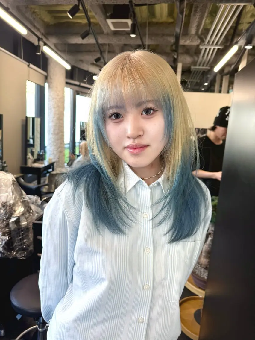 セミロング カット ヘアカラー トリートメント 秋山 輝星のヘアスタイル