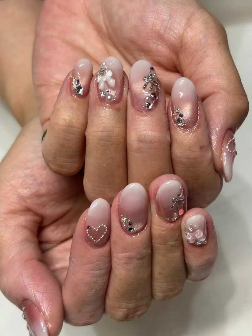 ネイル Nailsalon Ｒ《喜多見3分》のネイルデザイン