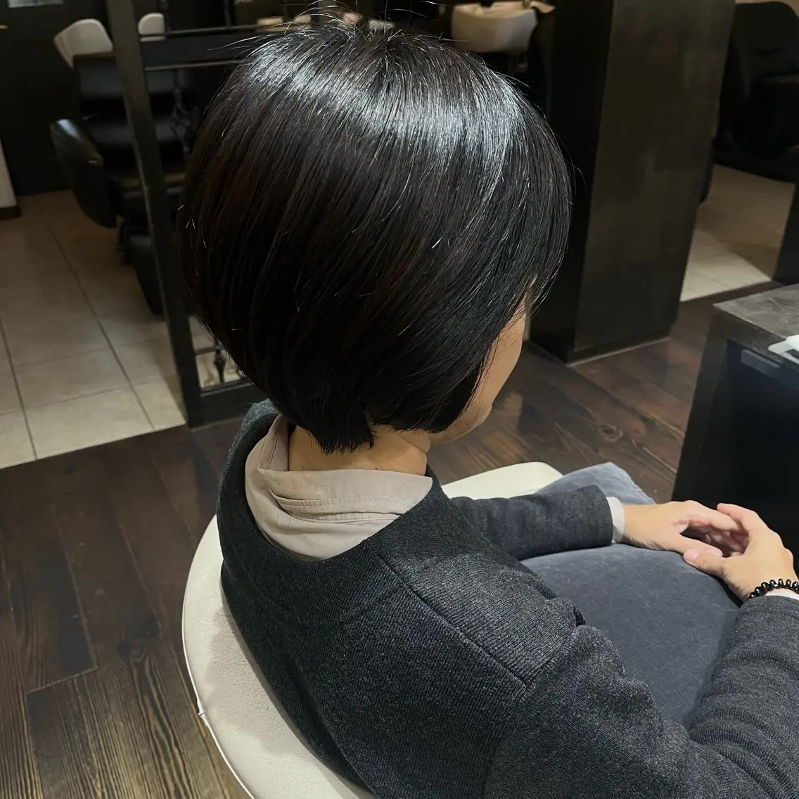 ショート カット 艶感カラー✨透け感カ ラー🫧小林蕗湖のヘアスタイル