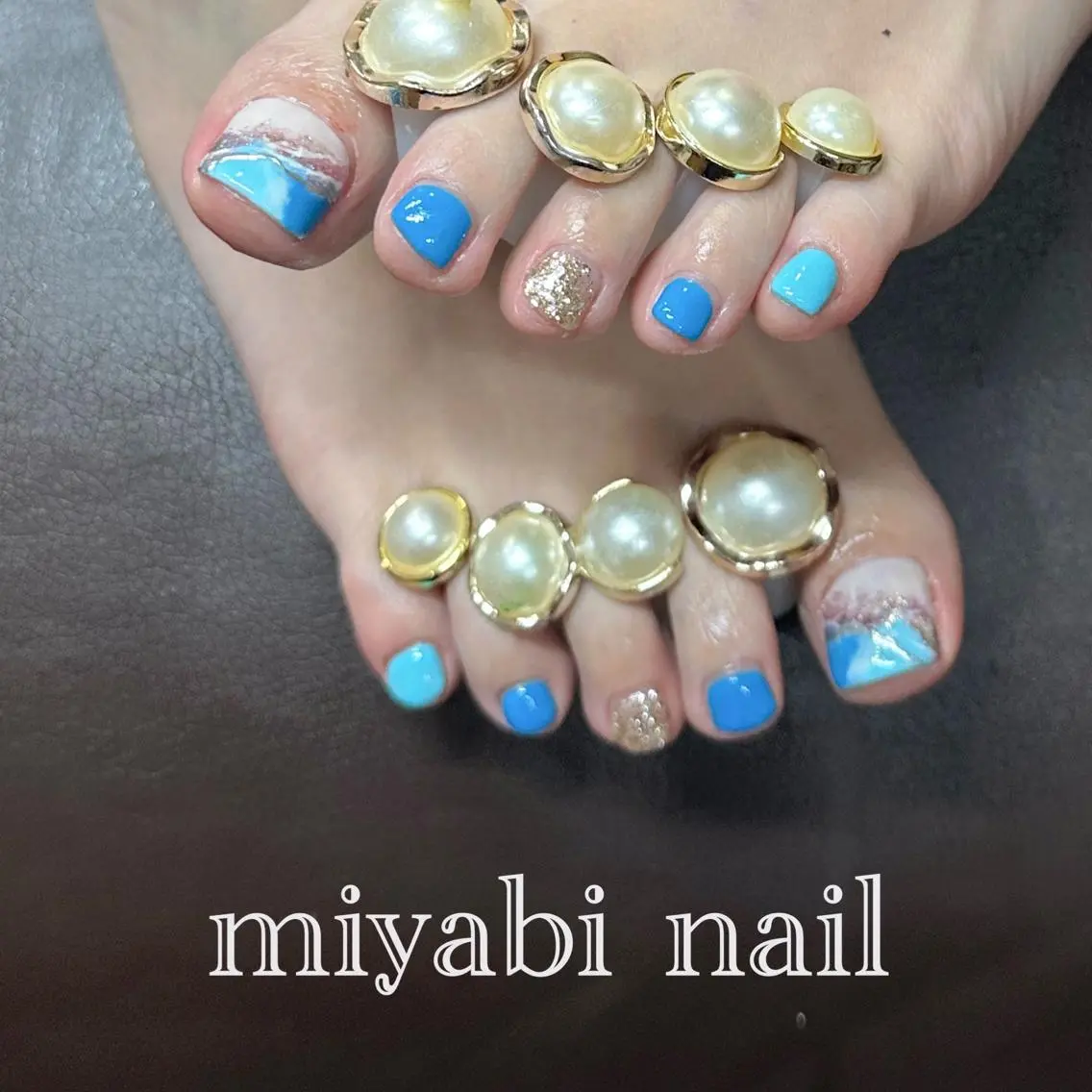 ネイル アートネイル ブルー フットネイル ジェルネイル ラメ(グリッター) フットネイル miyabi nail 桂川駅近くのネイルデザイン