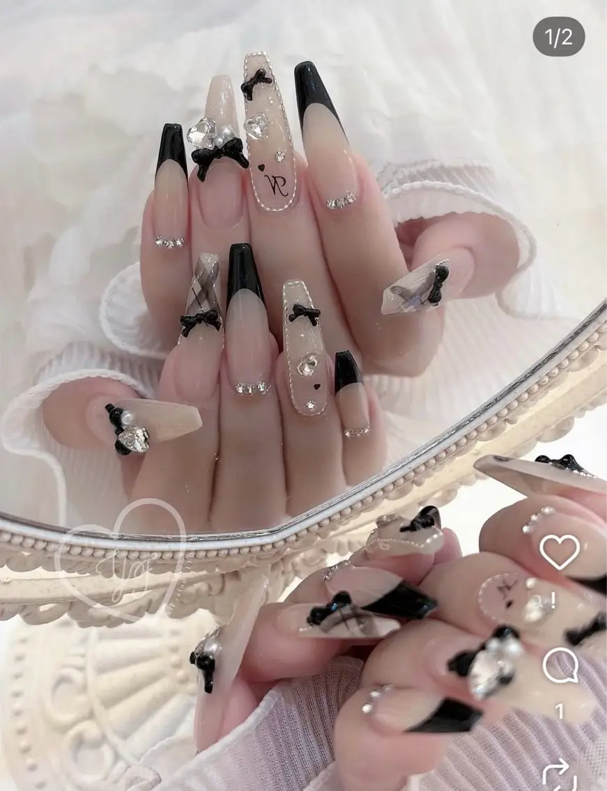 ネイル 韓国ネイル マグネットネイル 持ち込み ハンドネイル Dyo Nail_Royalのネイルデザイン