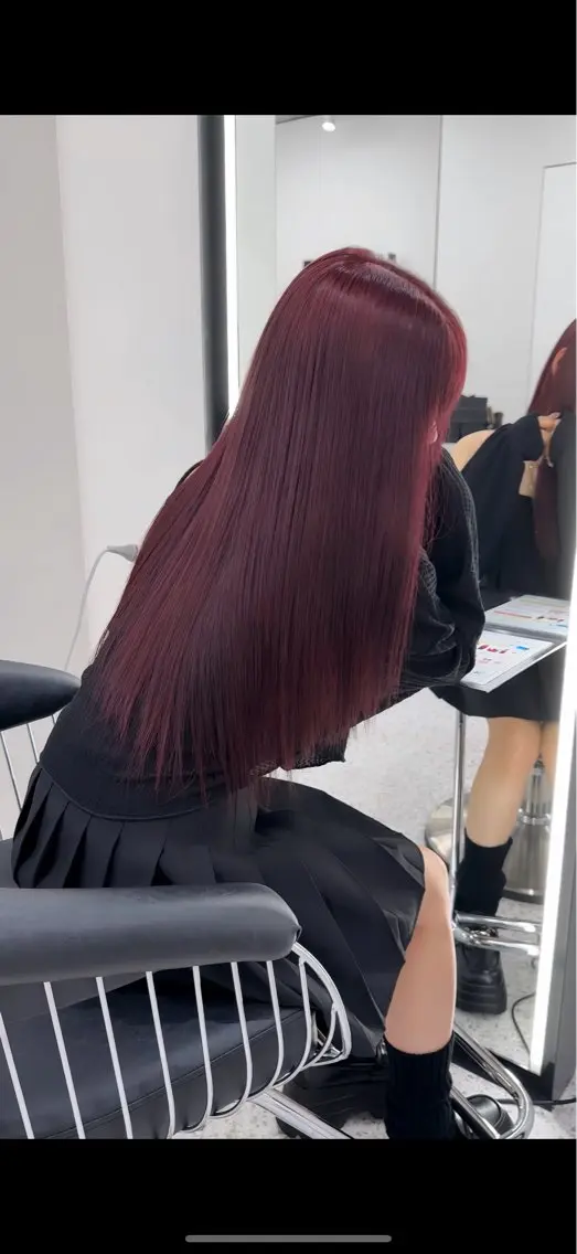 ロング ボブ レイヤーカット 縮毛矯正 渡辺 杏斗龍のヘアスタイル