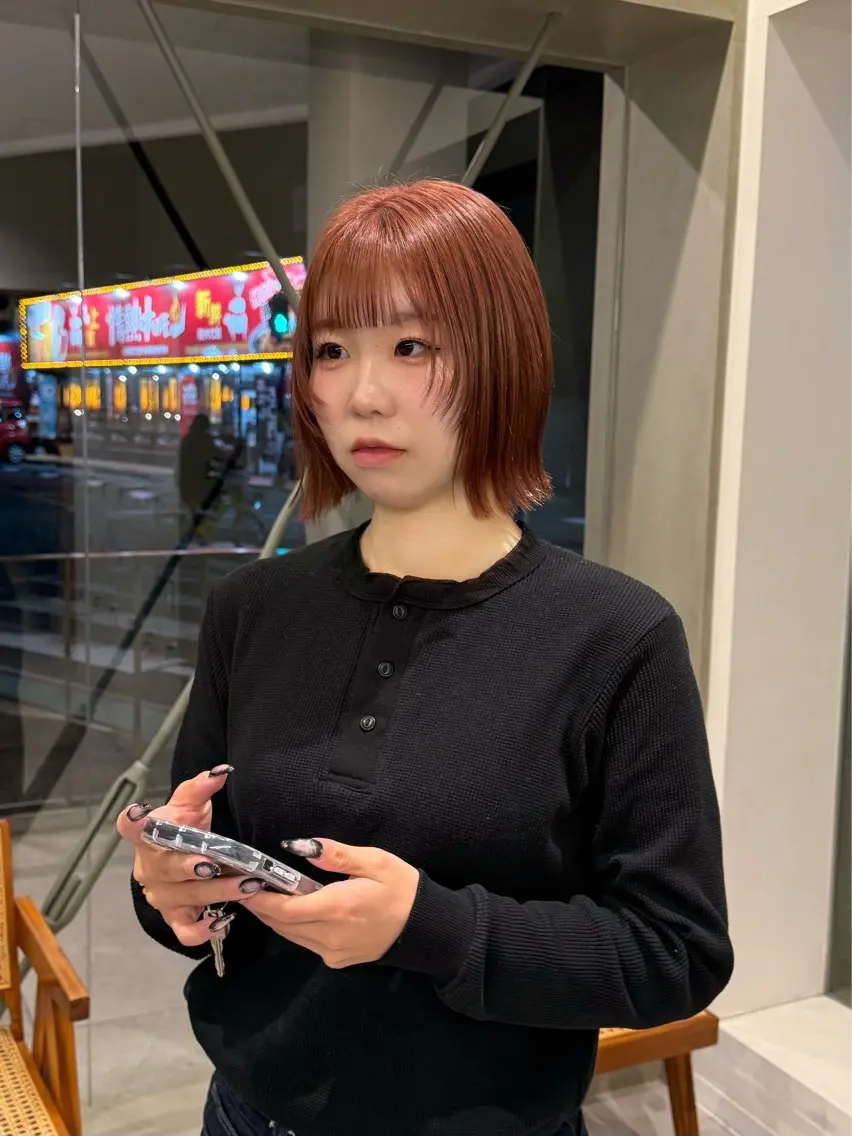 ショート 顔まわりレイヤー 顔周りカット レイヤーカット AILERON 陣岸のヘアスタイル