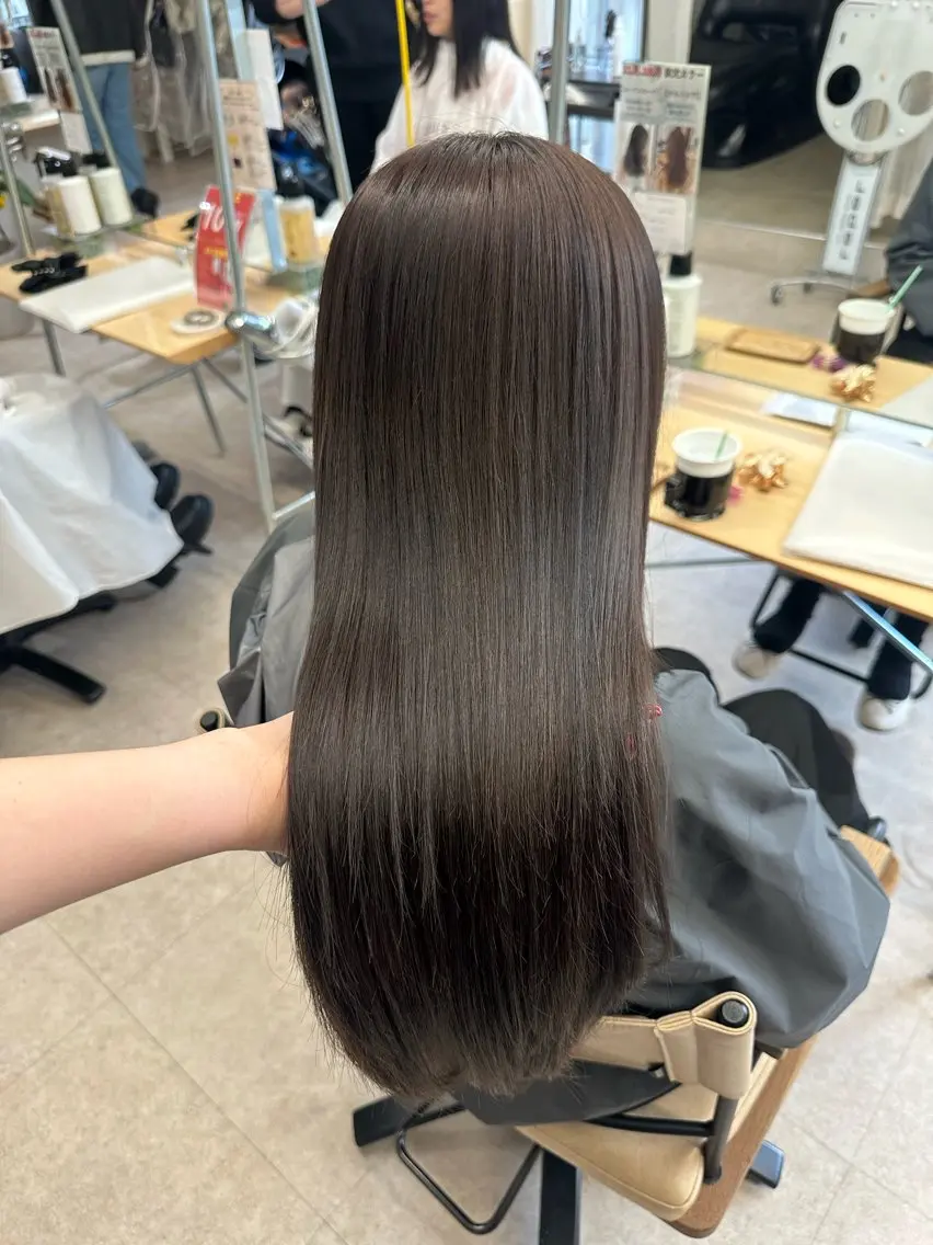 ロング カット 梅田🩵/透明感 花音のヘアスタイル