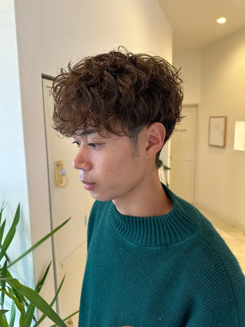 ショート カット パーマ 間水 和樹のヘアスタイル