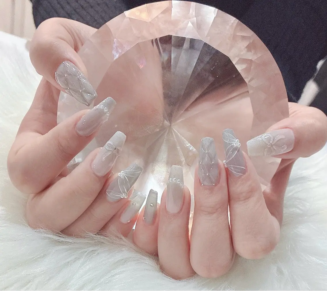 ネイル ハンドネイル LoaChaton kaeのネイルデザイン
