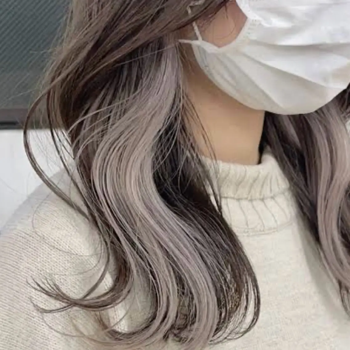【ワンポイントでよりおしゃれに🩷】似合わせカット＋ワンポイントインナーカラーの写真