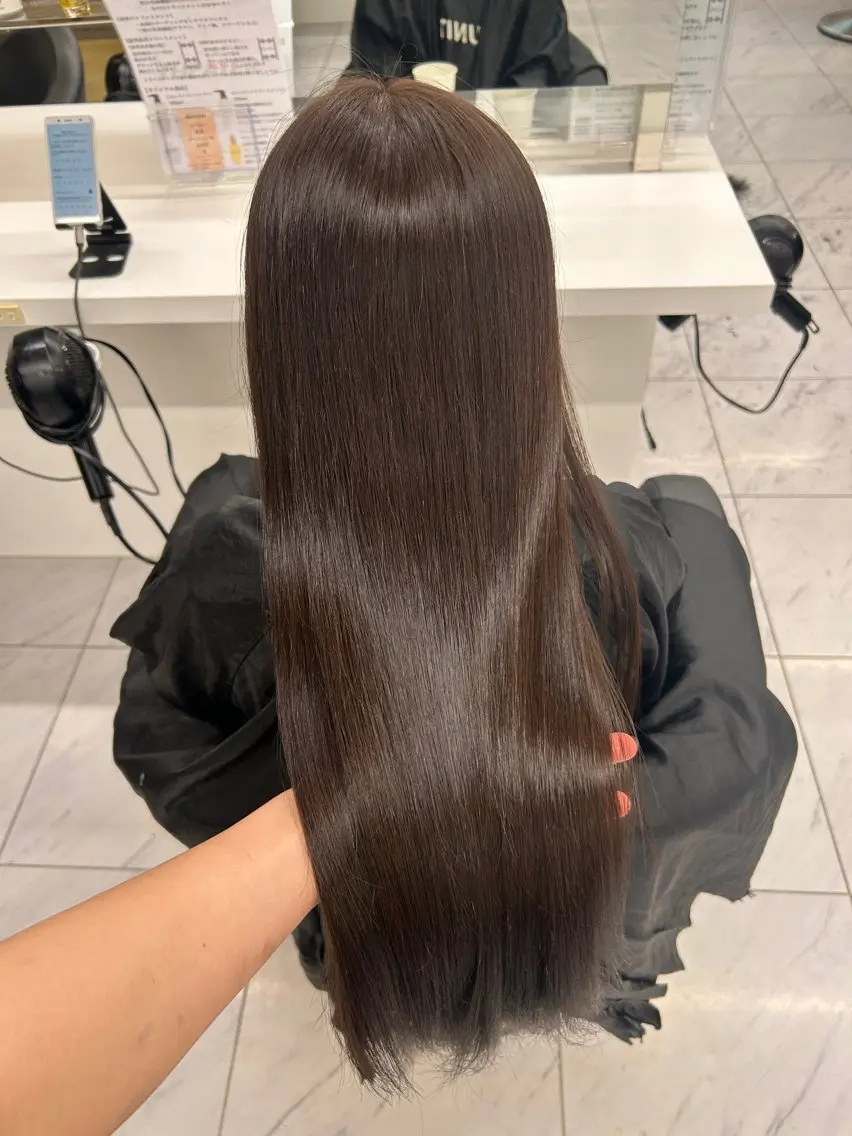ロング カラー カット ヘアカラー トリートメント ヘッドスパ ヘアセット 🥯縮毛/レイヤー/ ベージュヘア🥯のヘアスタイル