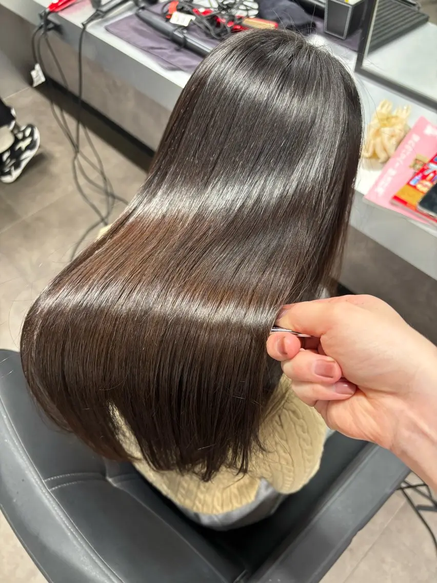 セミロング カラー カット ヘアカラー トリートメント 【美髪/艶縮毛矯正】 ☘️Taketo☘️のヘアスタイル