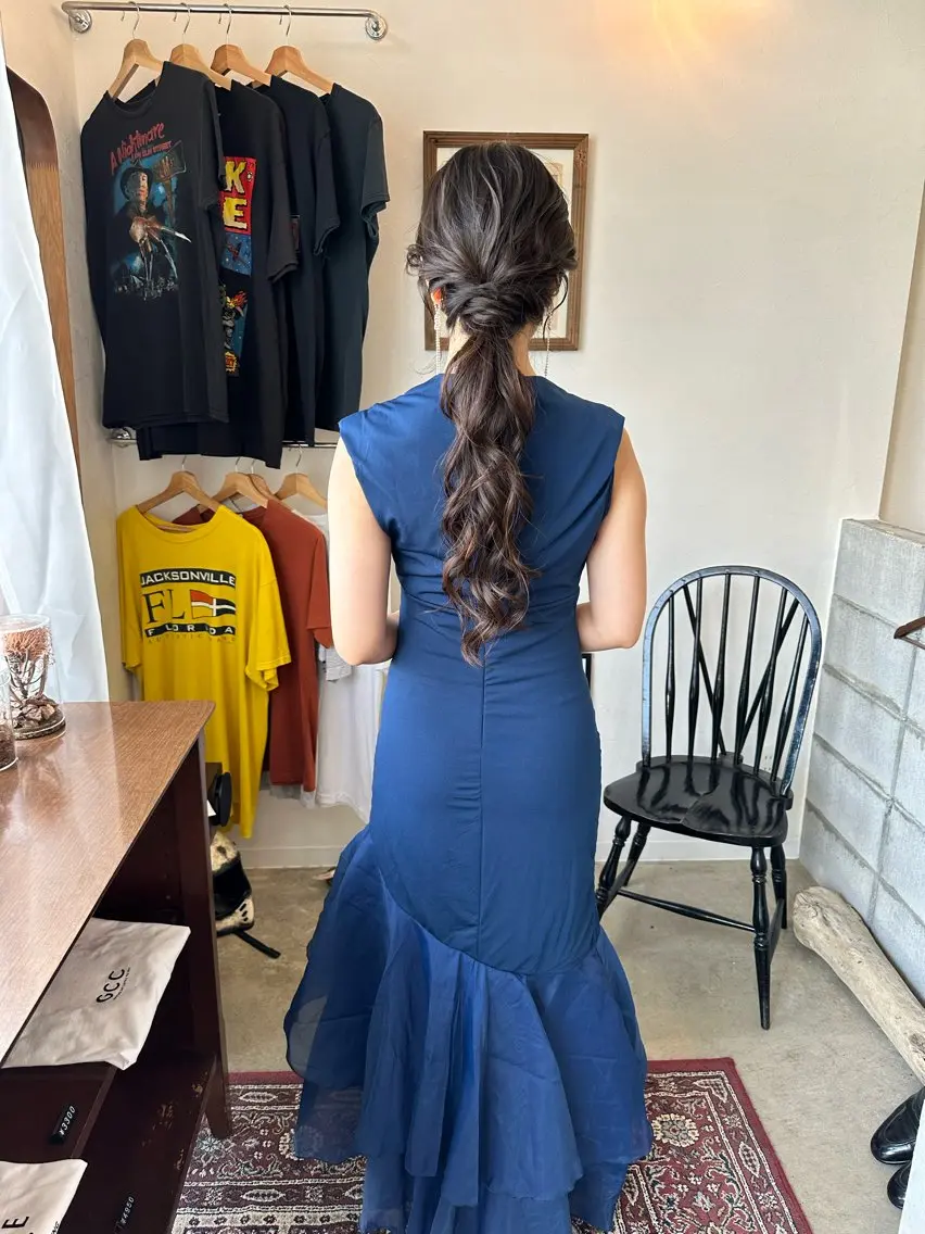 ロング ヘアアレンジ 岩村 夏姫のヘアスタイル