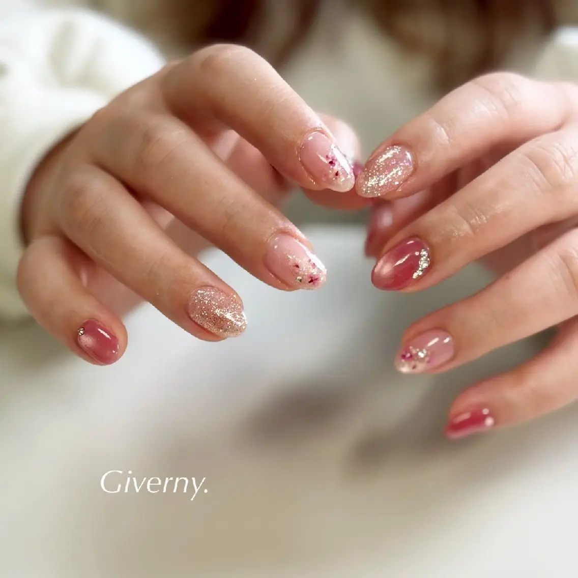 ネイル マグネットネイル 春ネイル ハンドネイル Giverny .のネイルデザイン