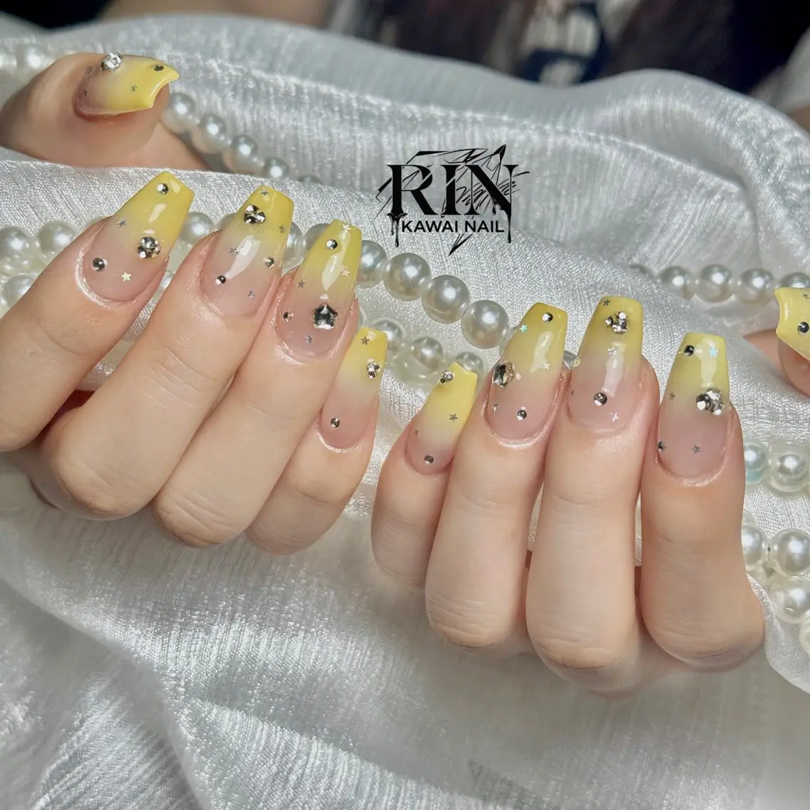 ネイル チークネイル ドット フレンチネイル グラデーション 韓国ネイル Rin KawaiiNailのネイルデザイン