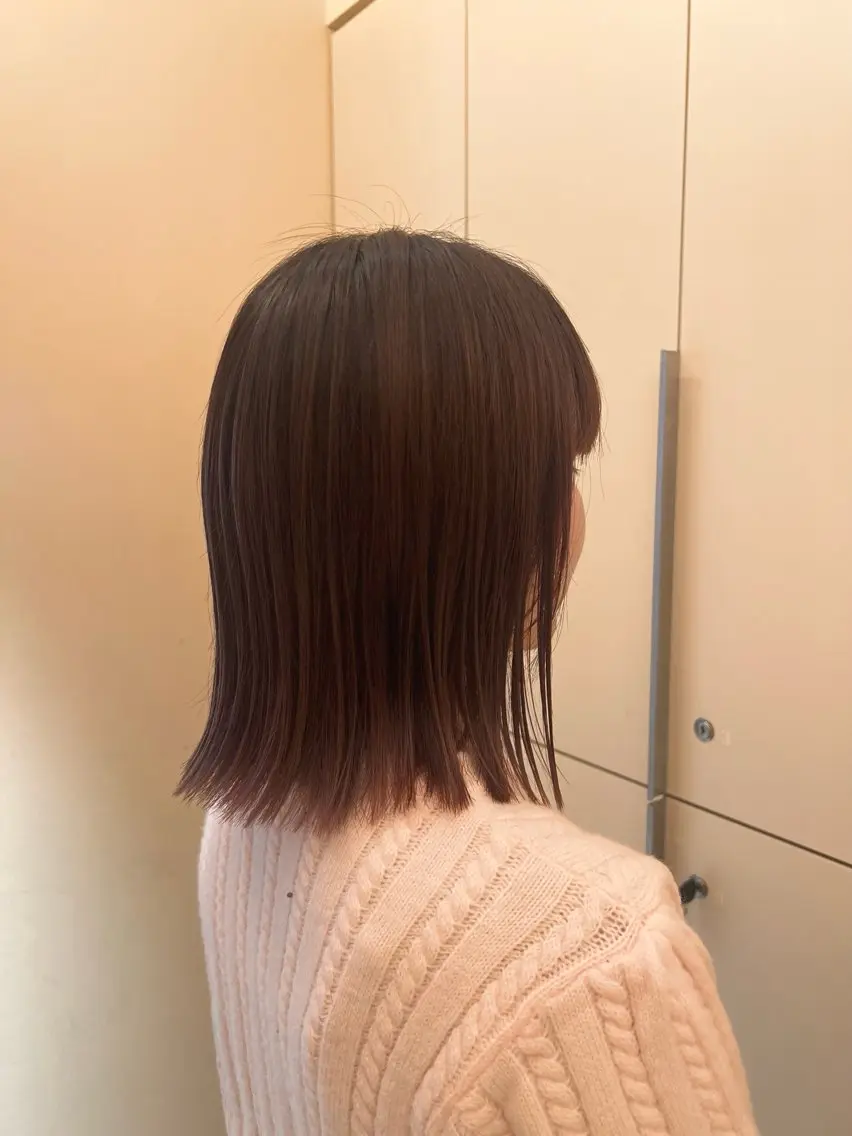 ミディアム カラー 切りっぱなしボブ ボブ 外ハネヘア 艶くすみカラー ‎/縮毛/川添桃花‎のヘアスタイル