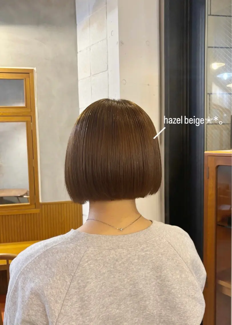 ショート カラー 透明感/地毛風カラー ミウのヘアスタイル