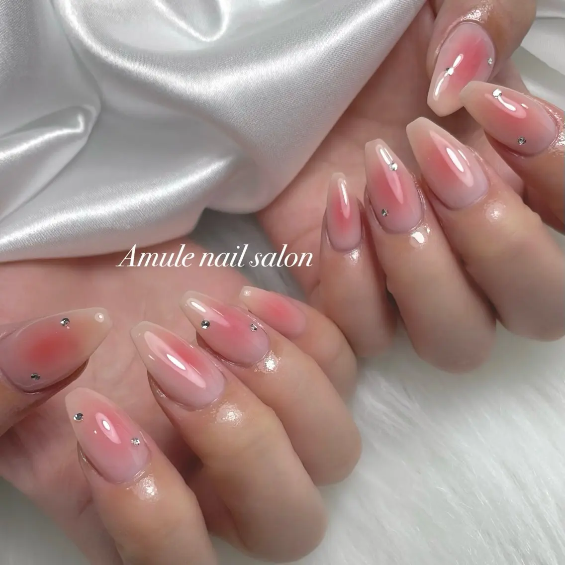 ネイル チークネイル Amule nailsalonのネイルデザイン