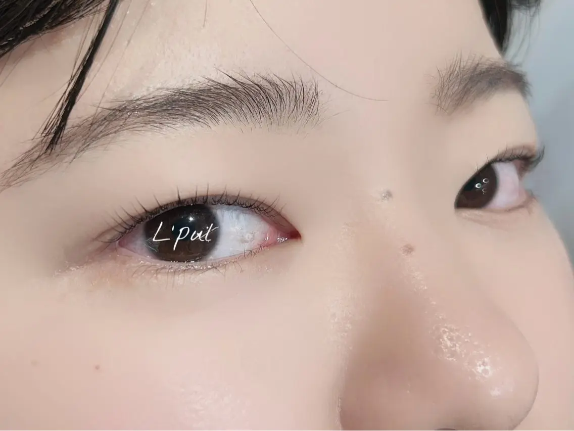 マツエク・マツパ マツパ 牧 由貴花のヘアスタイル