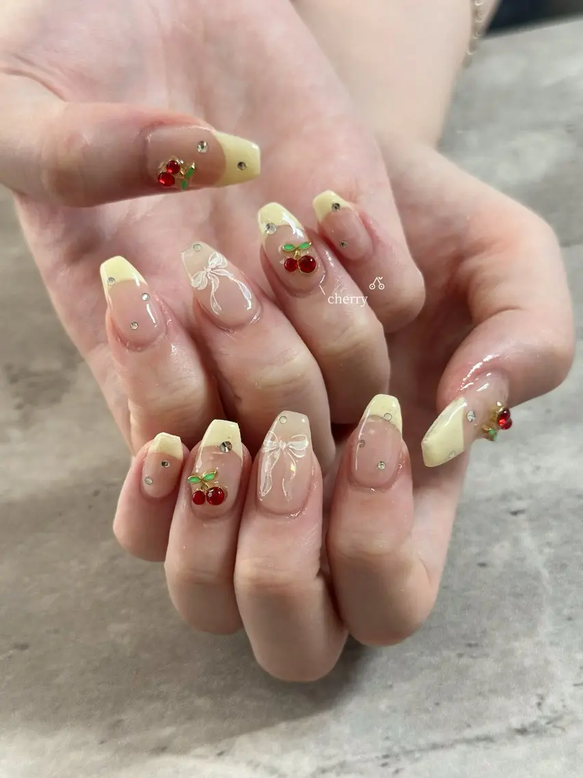 ネイル ハンドネイル One's Nail Roomのネイルデザイン