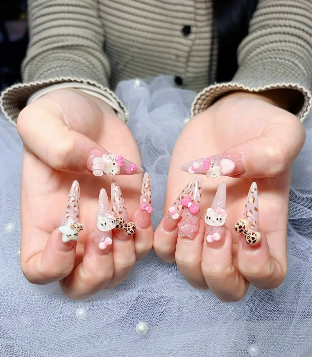 持ち込んデザイン🌸❤️オフあり💅🌹の写真