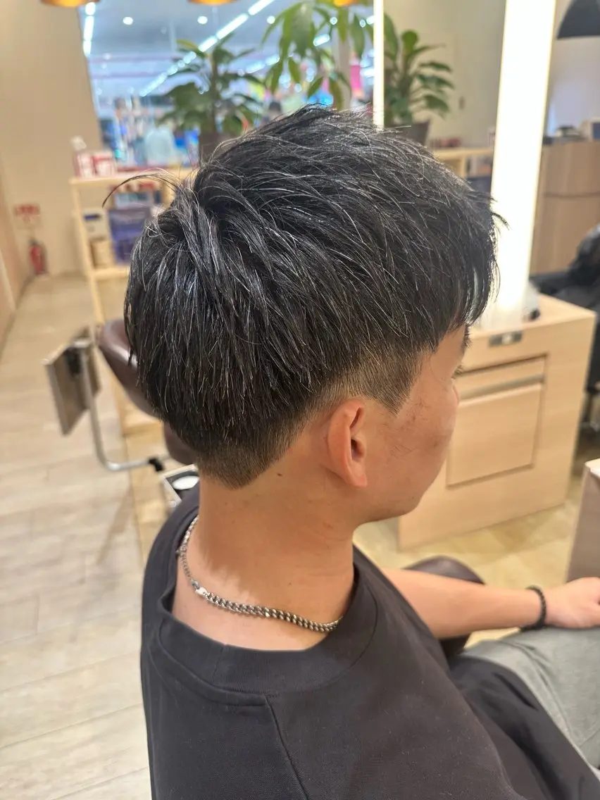 ショート カット 村岡 礼菜のヘアスタイル
