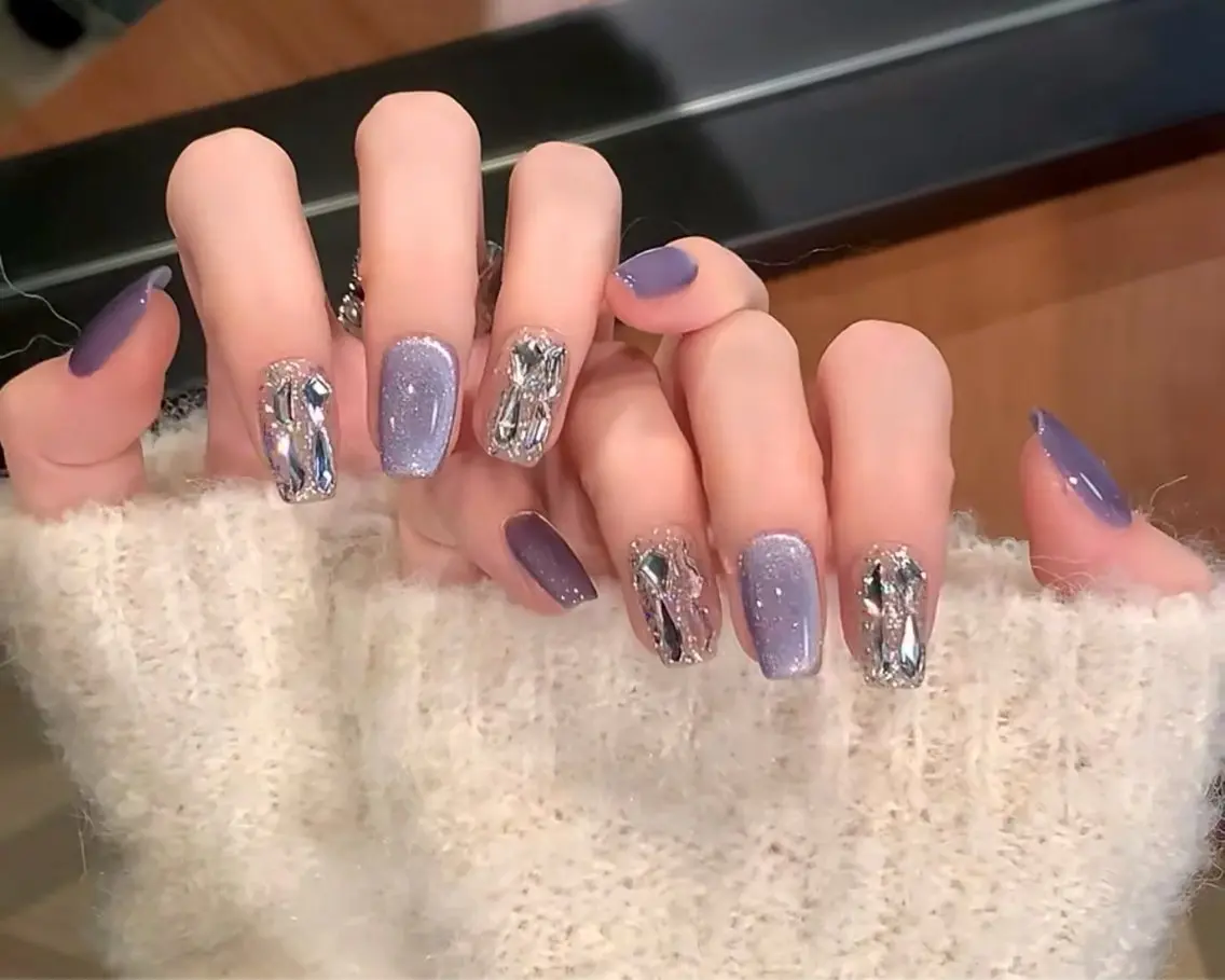 ネイル LUMI NAILのネイルデザイン