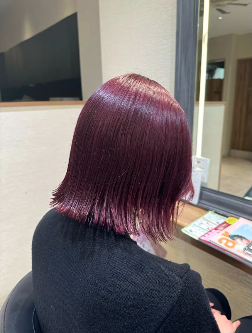 ミディアム カラー ヘアカラー トリートメント さら艶レイヤーカット 🩶Suzuneのヘアスタイル